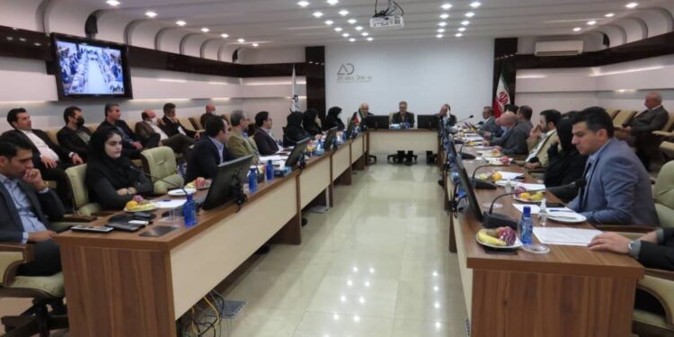 بازدید مدیران گروه دارویی برکت از کارخانه شرکت البرزدارو