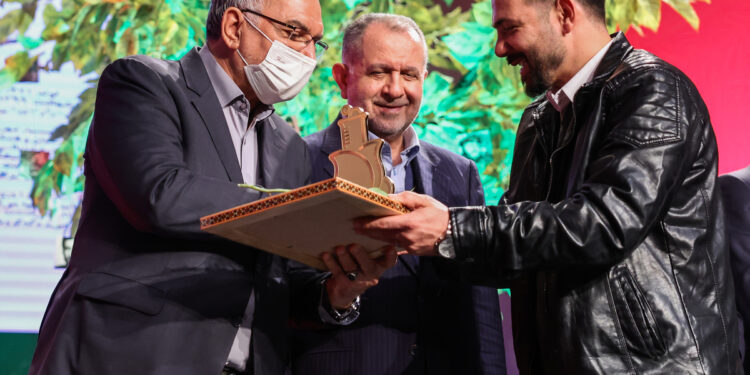 پنجمین کنگره شهدای داروسازی و سلامت