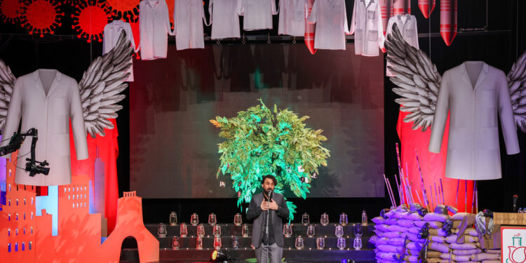 پنجمین کنگره شهدای داروسازی و سلامت