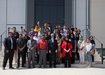 بازدید دانشجویان دارو سازی از شهرک دارویی برکت و شرکت بیوسان فارمد و شرکت شفا فارمد