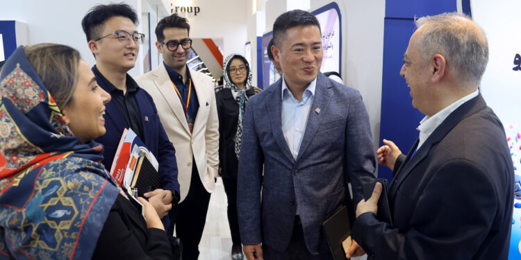 حضور گروه دارویی برکت و شرکتهای تابعه در هشتمین نمایشگاه ایران فارما  مهرماه ۱۴۰۲