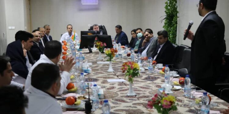 بازدید مدیران گروه دارویی برکت از کارخانه شرکت داروسازی ریحانه و نیز مرکز اصفهان شرکت پخش البرز