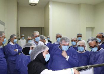 بازدید مدیران گروه دارویی برکت از کارخانه شرکت داروسازی ریحانه و نیز مرکز اصفهان شرکت پخش البرز